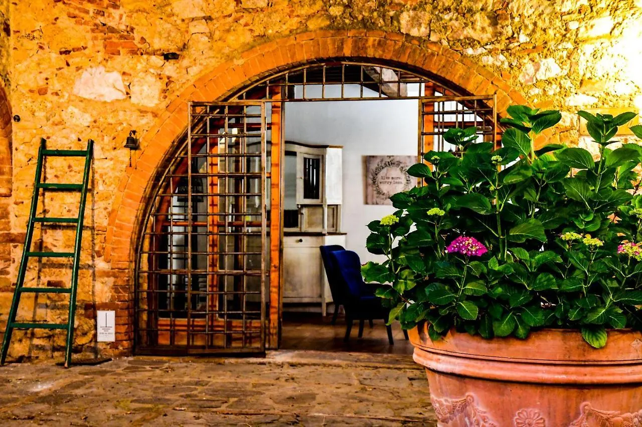 Hotel Lachiusa Tuscany Montefollonico