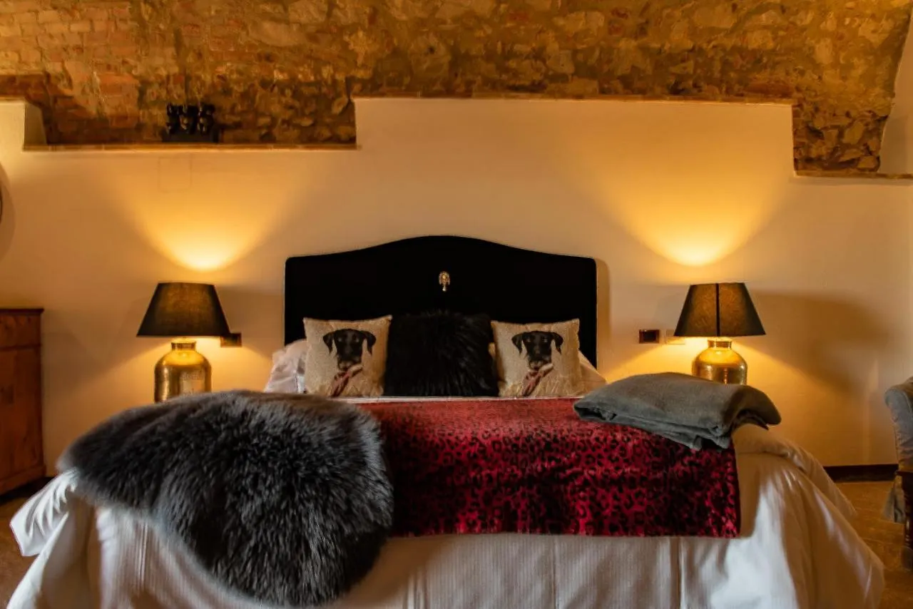 *** فندق Lachiusa Tuscany Montefollonico إيطاليا